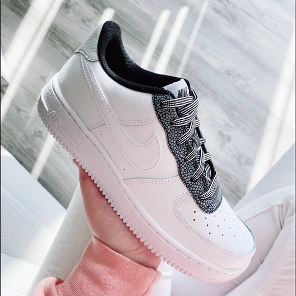 Nike Shoes - Nike air force 1 low
